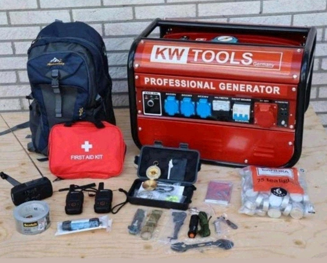 Noodpakket met oa: EHBO tas, survival kit en aggregaat, Ophalen of Verzenden, Nieuw