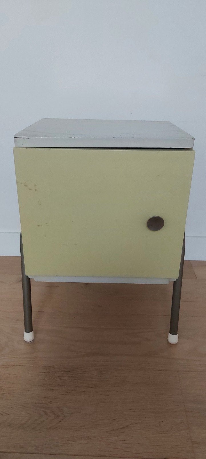 Vintage nachtkastje/bijzettafel met binnenzijde bloemenprint, Ophalen