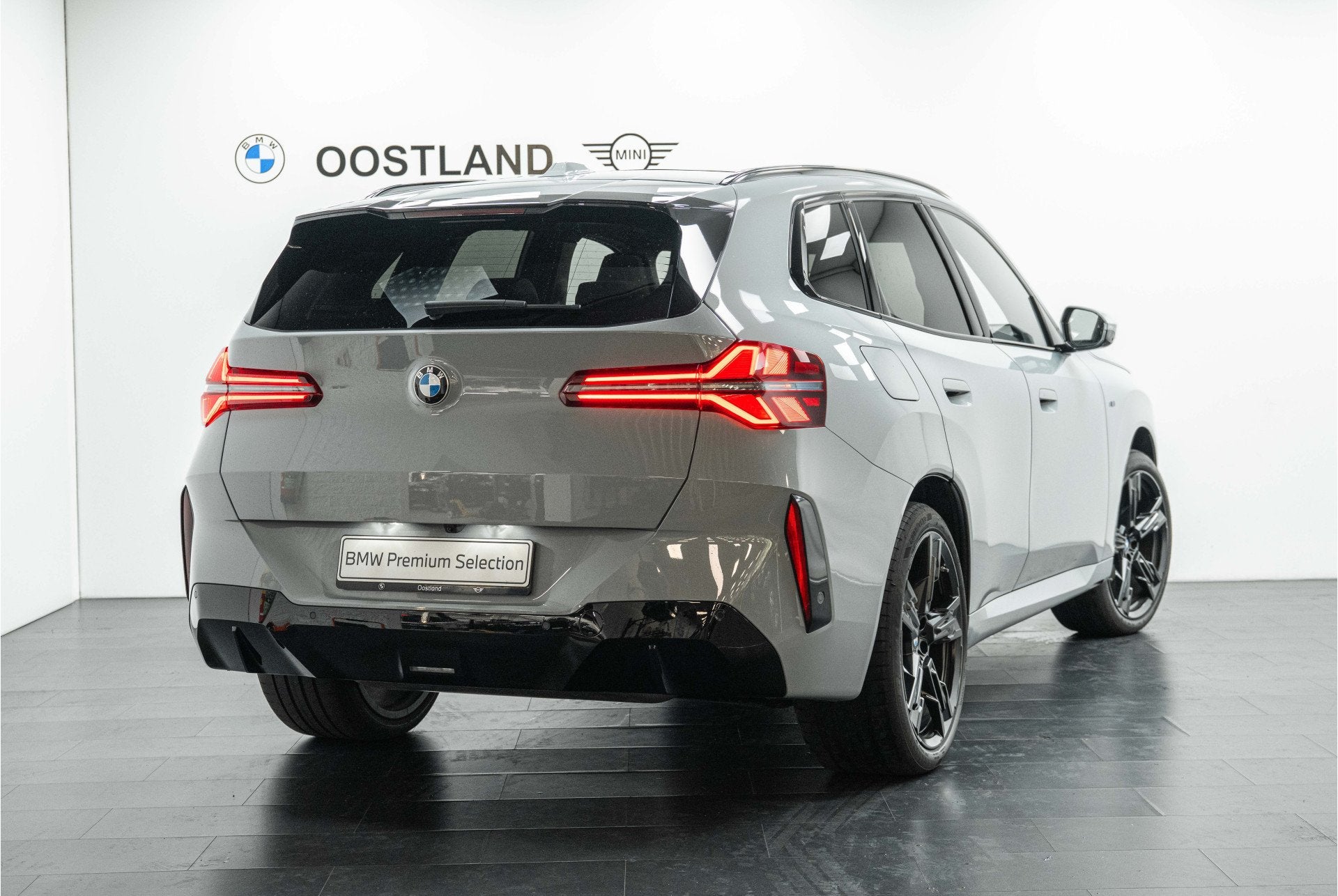 BMW X3 30e xDrive M Sport Automaat / Trekhaak / Panoramadak, Auto's, Automaat, 4 cilinders, Bedrijf, Vierwielaandrijving