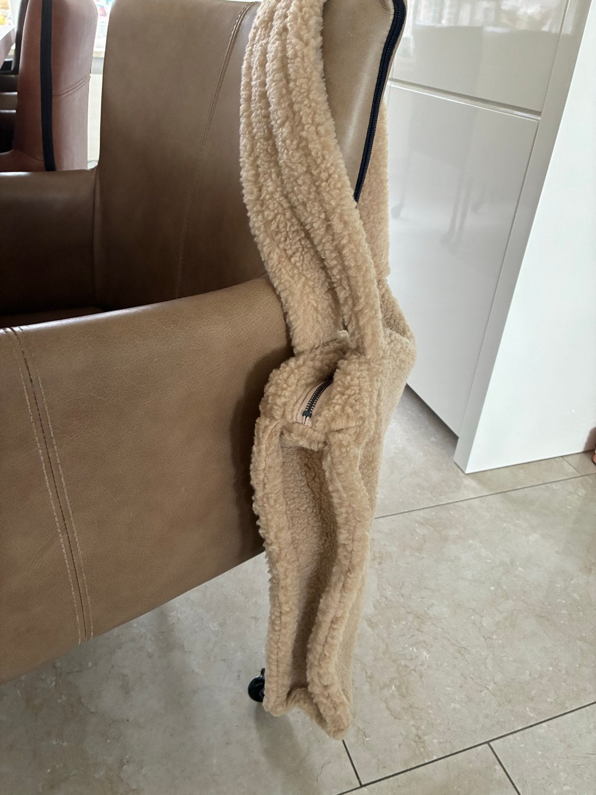 Charm London Teddy Shopper - Beige, Ophalen of Verzenden, Zo goed als nieuw, Beige, Shopper