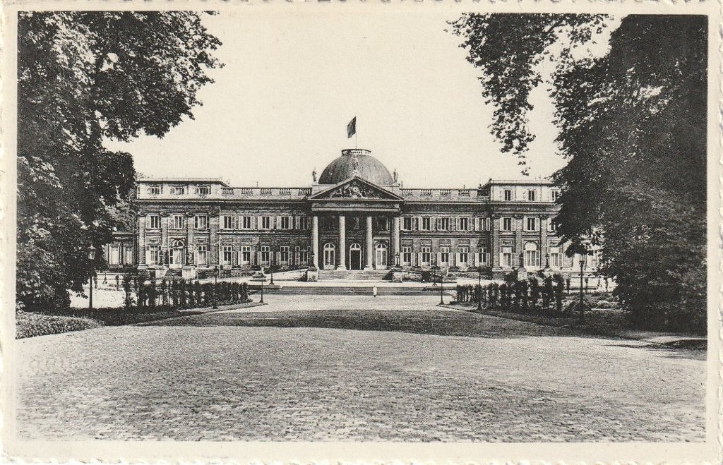 KONINKLIJK KASTEEL LAKEN JAREN 30 ZEER MOOI OUDE KAART KO692, Ophalen of Verzenden, 1920 tot 1940, Ongelopen, Gebouw