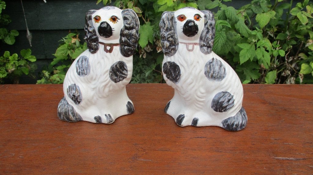 hondjes - aardewerk hondje, Ophalen of Verzenden, Zo goed als nieuw, Dier