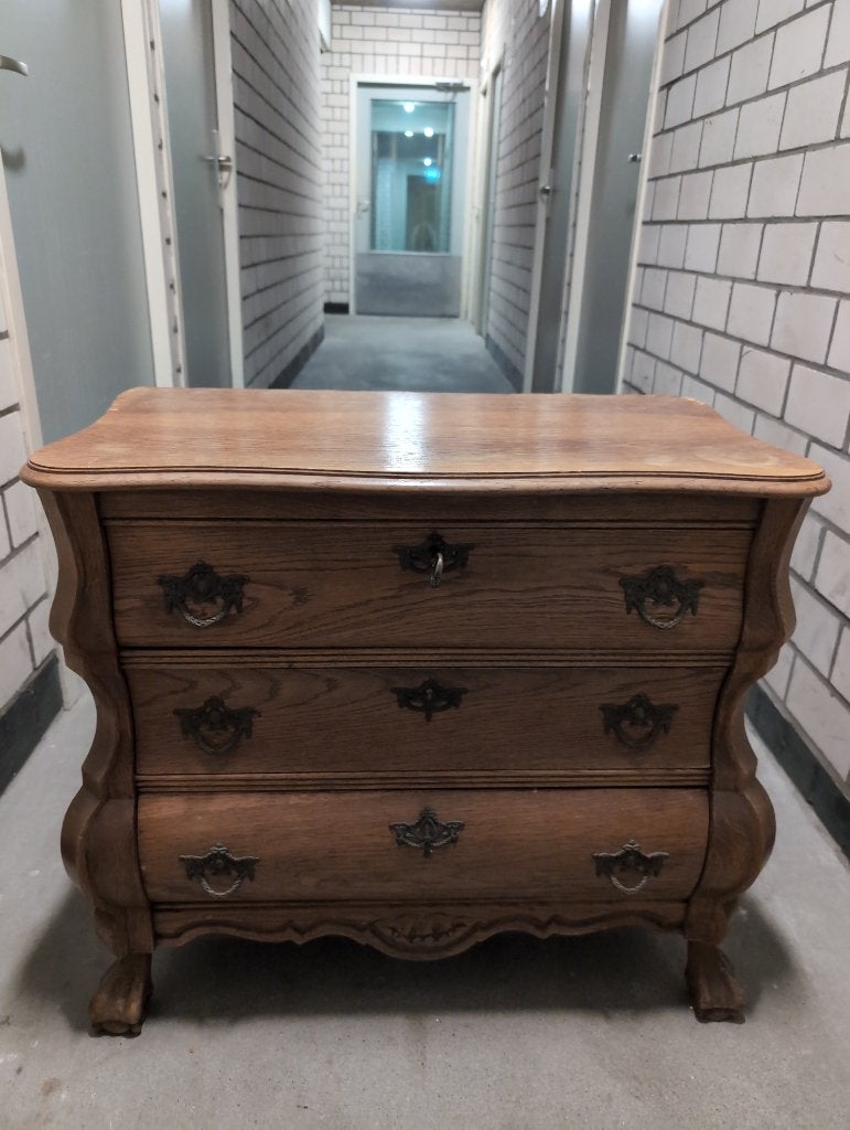 Antiek kastje met gebruikssporen, Antiek en Kunst, Ophalen