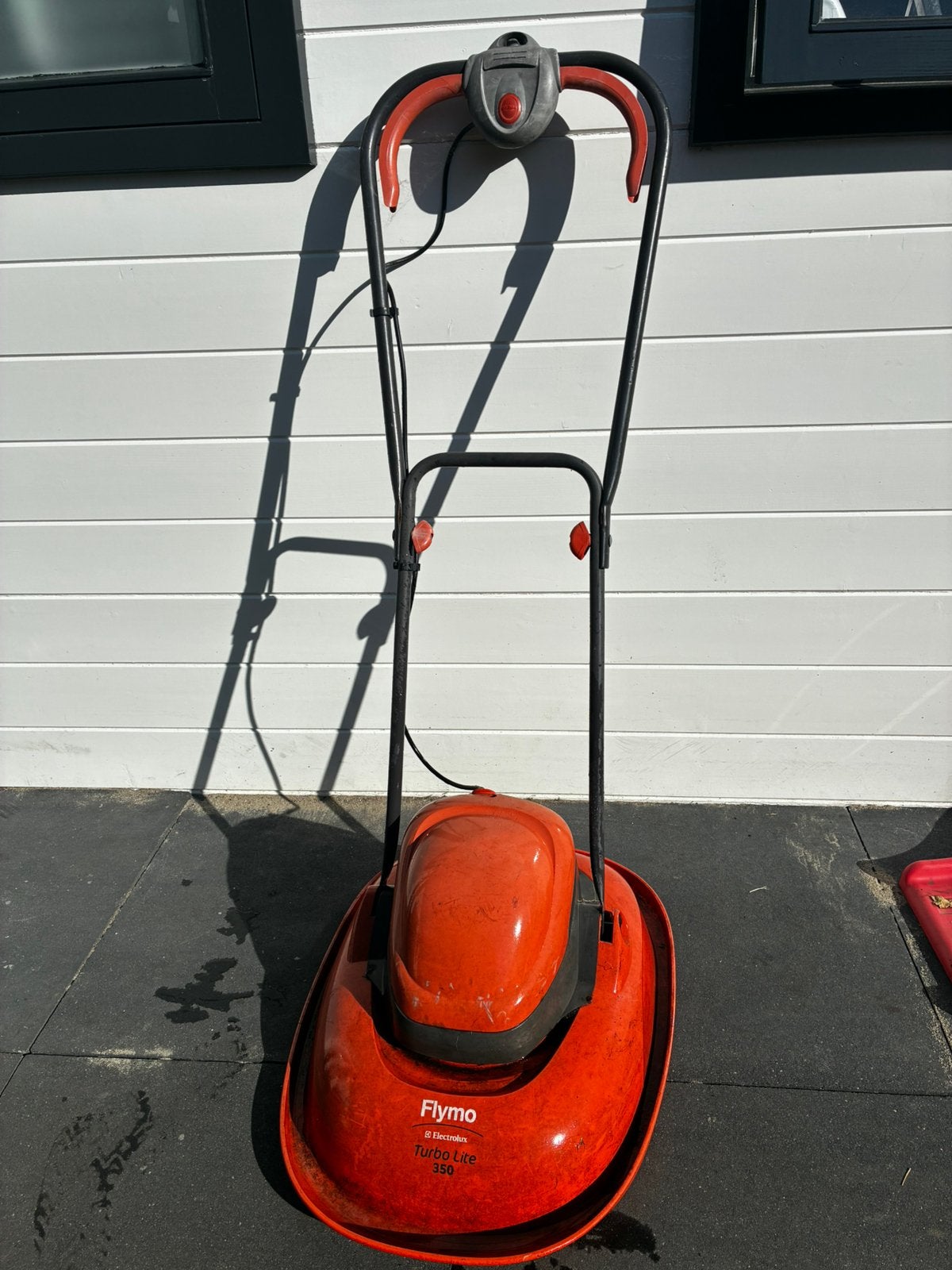 Flymo turbo lite 350 zweefmaaier, Zweefmaaier, Ophalen, Zo goed als nieuw