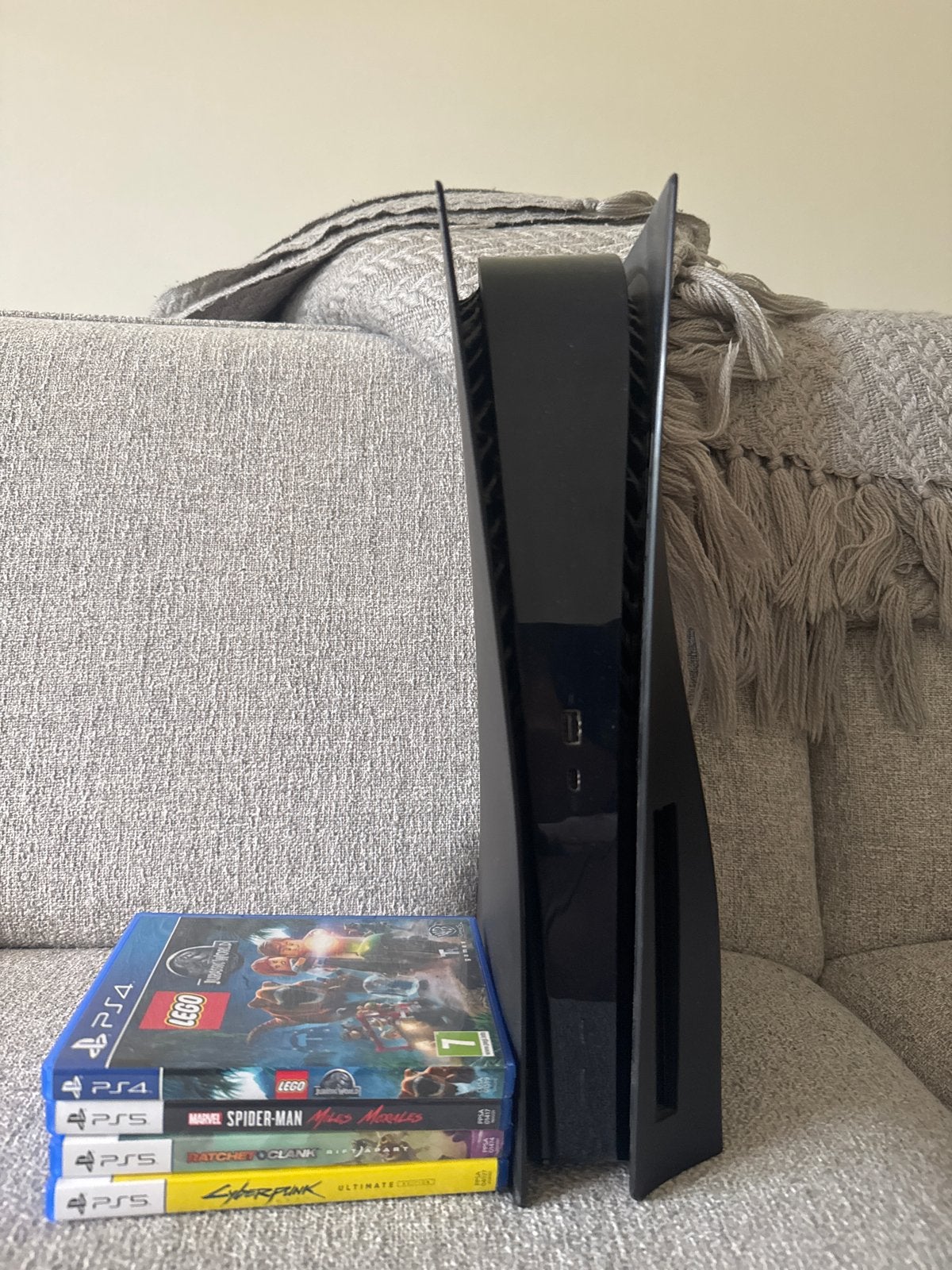 PlayStation 5 Slim Disc Edition met 4 games, Ophalen, Online, Vanaf 18 jaar, Overige genres
