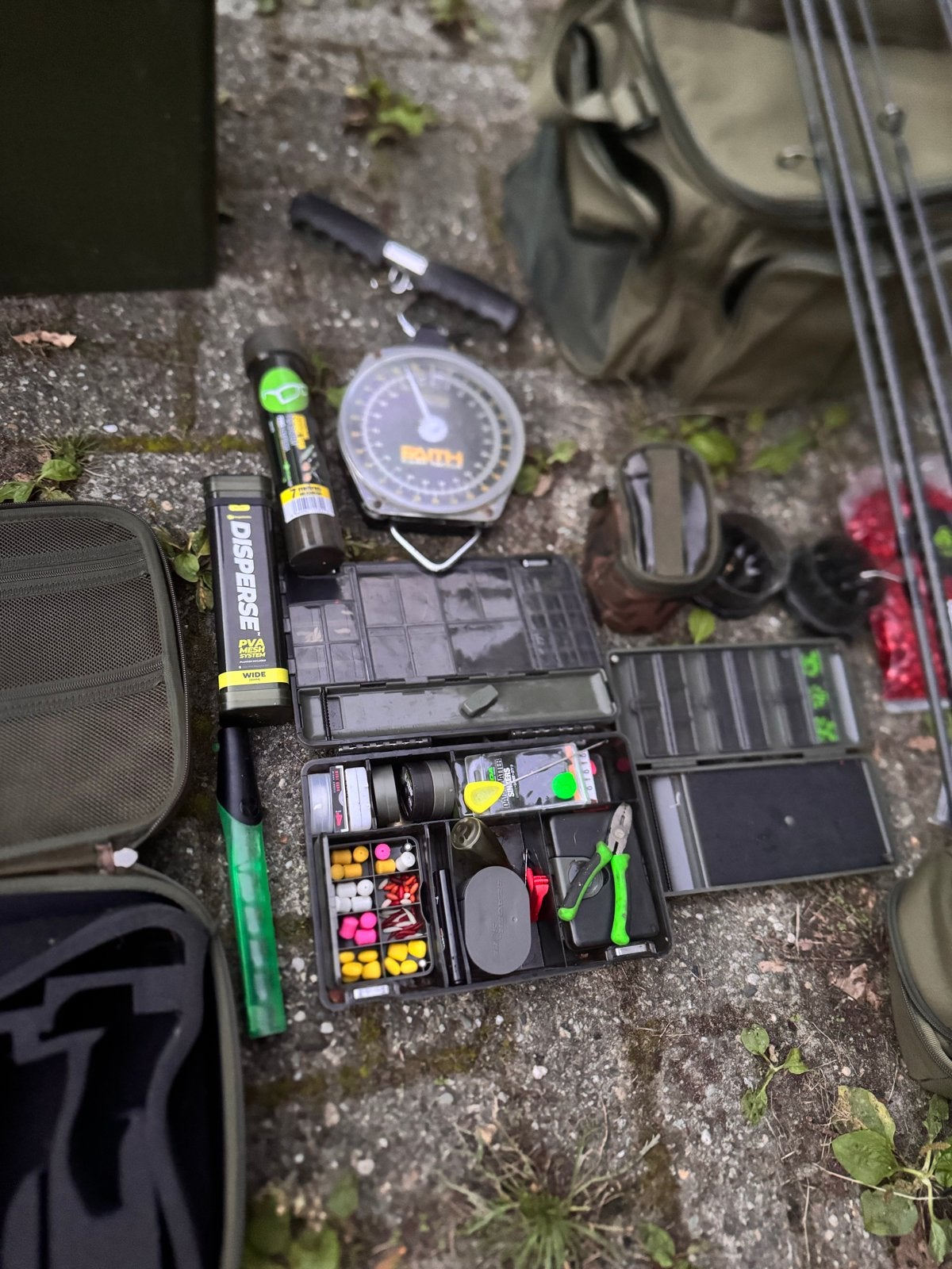 Trakker carryall vol met vismateriaal, Ophalen of Verzenden, Gebruikt, Koffer of Tas