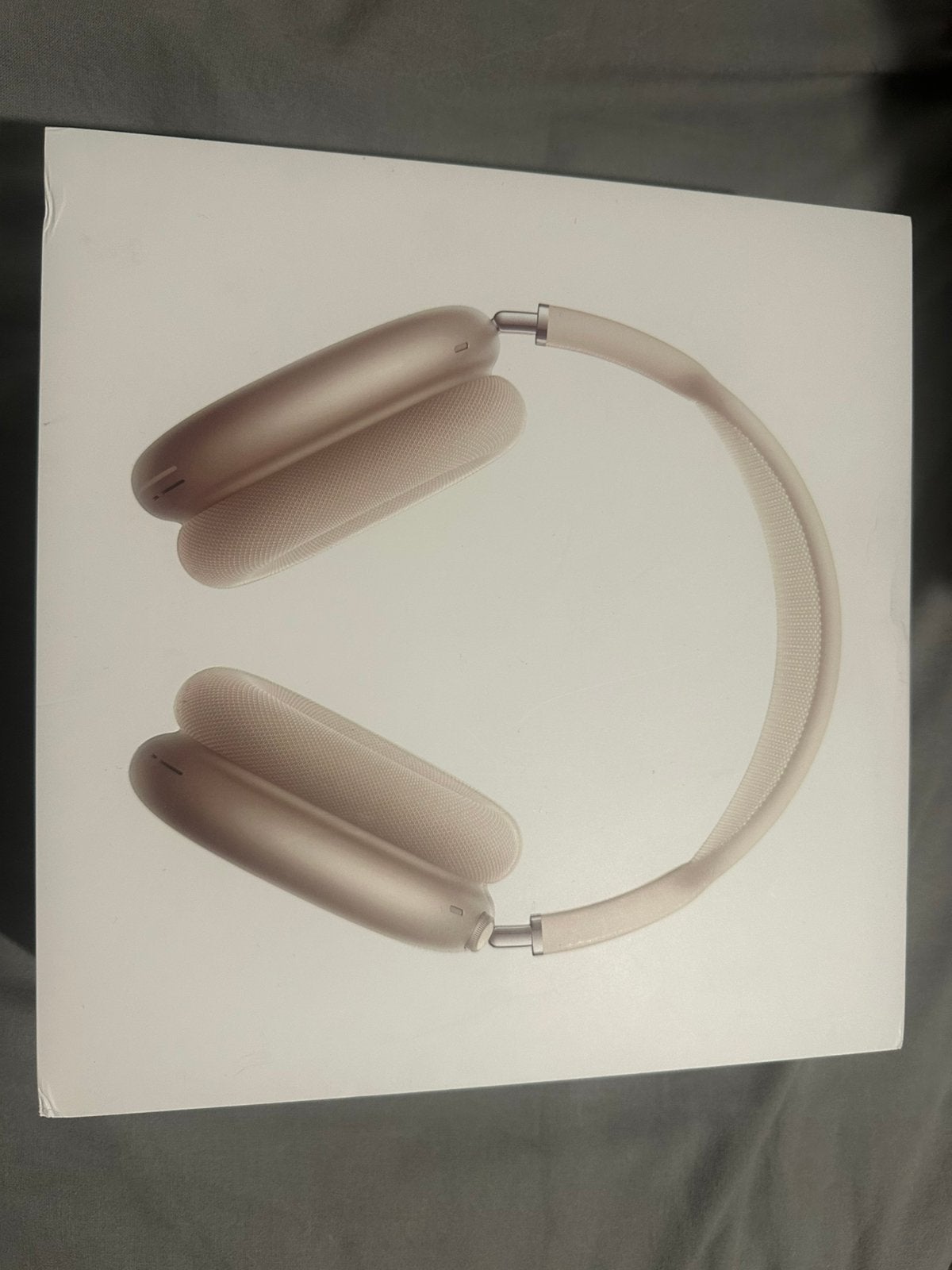 Beige Apple Airpods Max