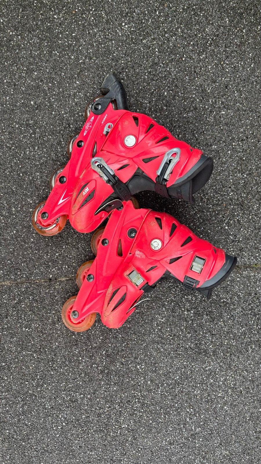 Roces skeelers - Maat 30-35 - Rood, Kinderen, Roces, Ophalen of Verzenden, Inline skates 4 wielen