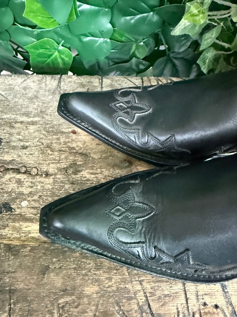 prachtige Nieuwe laarzen van Sendra maat 38, Zwart, Nieuw, Ophalen of Verzenden, Sendra