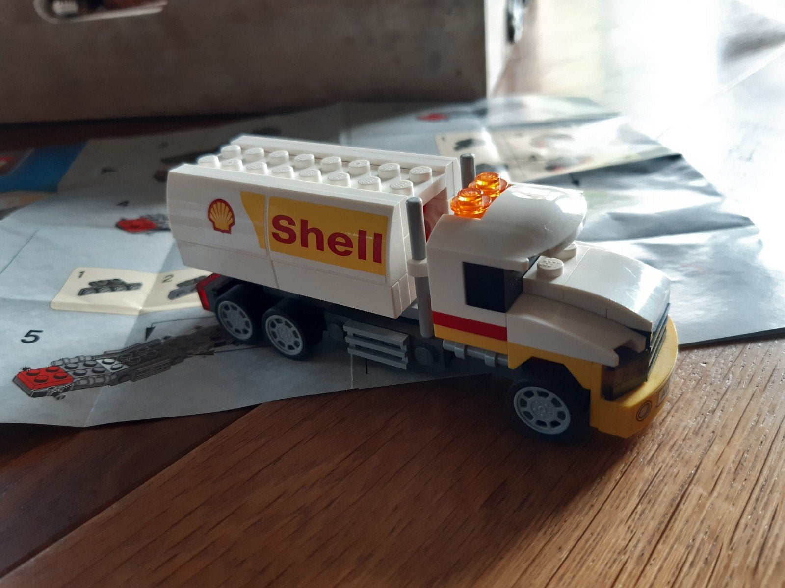 LEGO 40196 Shell tankwagen, Lego, Ophalen of Verzenden, Zo goed als nieuw, Complete set