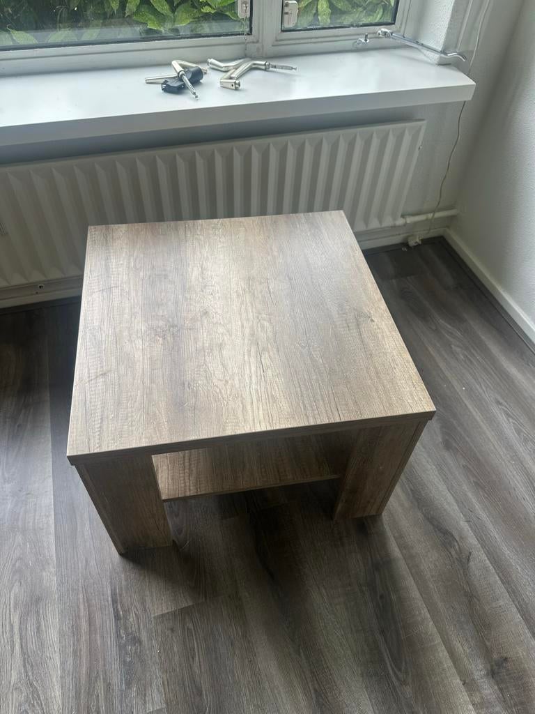 Stijlvolle salontafel met houtnerf, Ophalen, Gebruikt, 100 tot 150 cm, Vierkant