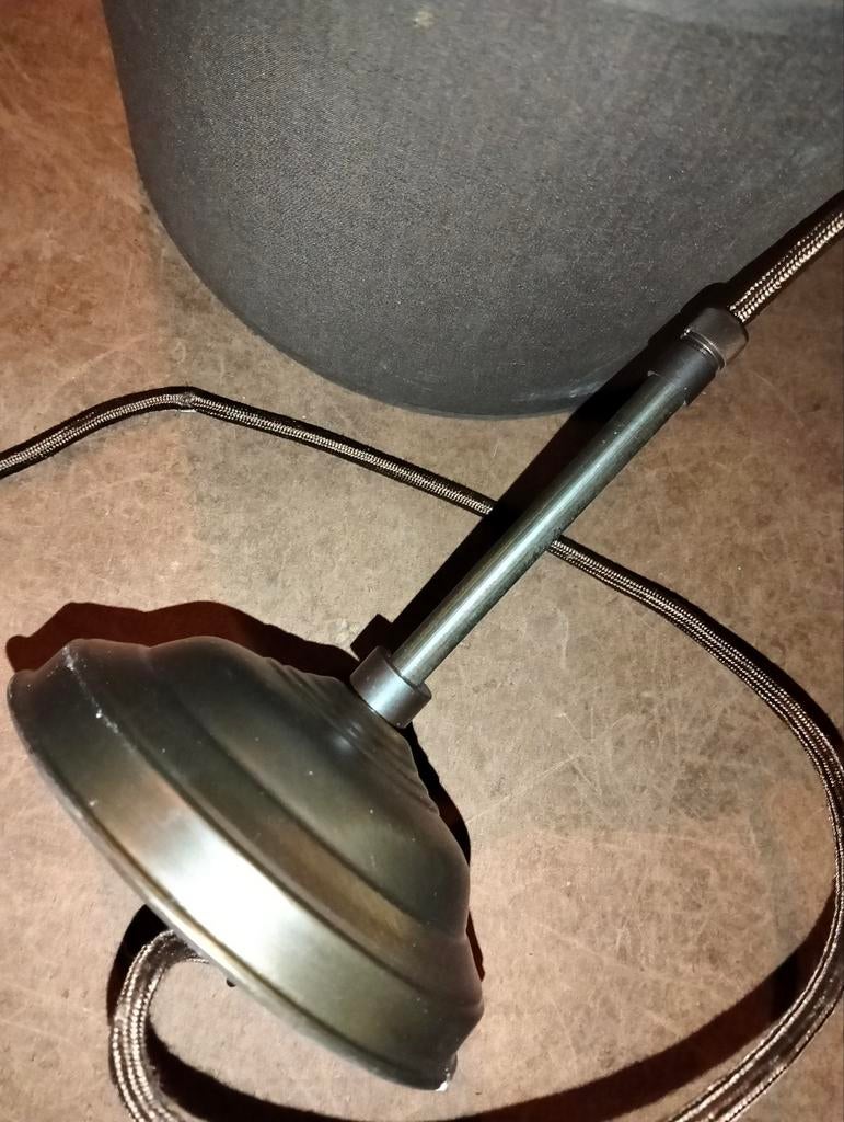 Hanglamp met lampenkap kap lamp MOET WEG, Huis en Inrichting, Lampen | Hanglampen, Overige materialen, Gebruikt, ., Ophalen of Verzenden
