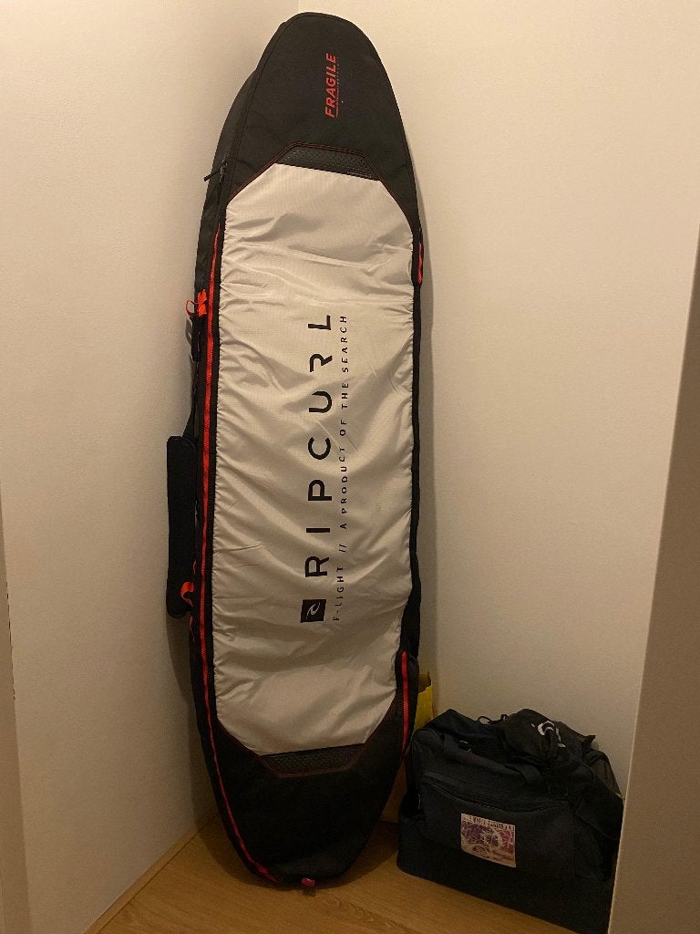 surfboard + Ripcurl bag + leash + wax set - wave surfing, Ophalen, Zo goed als nieuw, Longboard, Met koord