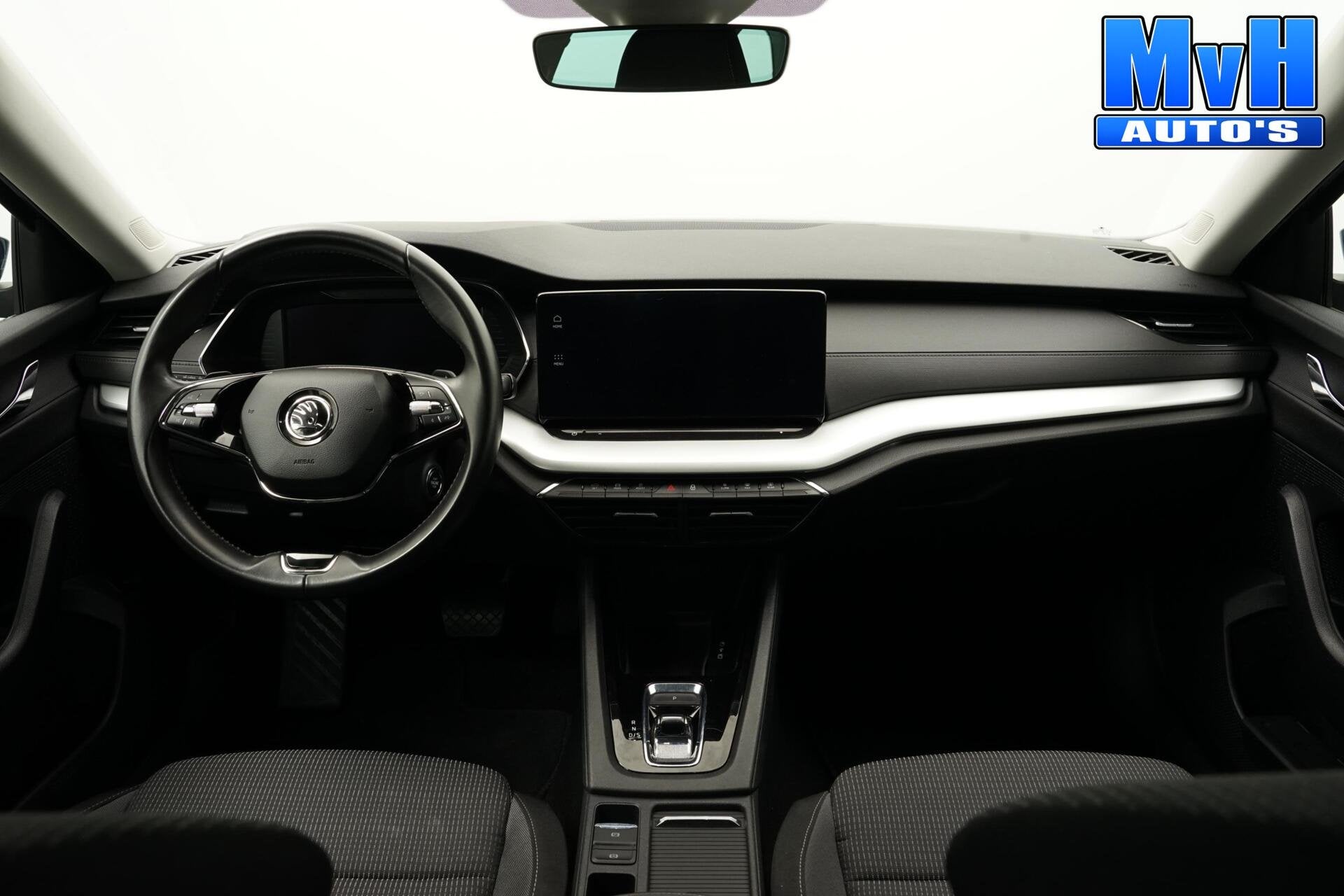 Skoda Octavia Combi 1.4 TSI PHEV Business|CAM|STOEL.VW|SOH89, Gebruikt, Euro 6, Blauw, 1500 kg