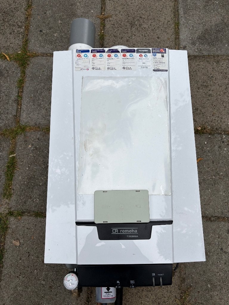 Remeha CV ketel Tzerra M 28c +, Ophalen, 30 tot 80 cm, Gebruikt, Hoog rendement (Hr)