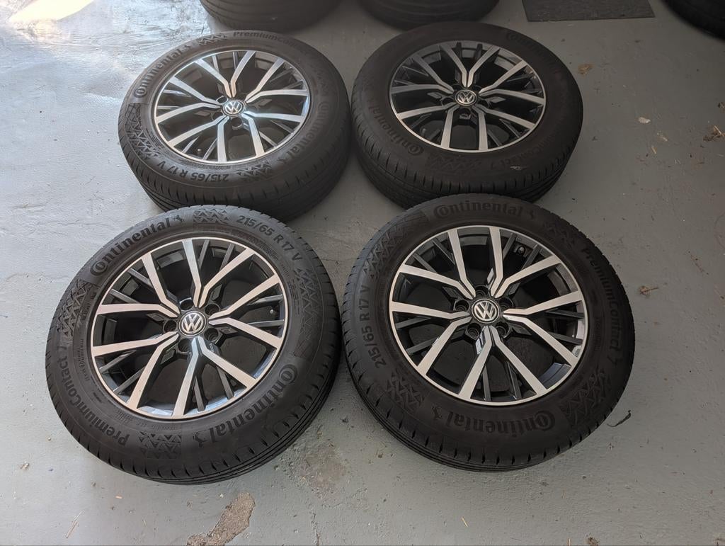 VW Tiguan 17 inch velgen met Continental zomerbanden, Auto-onderdelen, Banden en Velgen, Ophalen, Banden en Velgen, 17 inch, Personenwagen