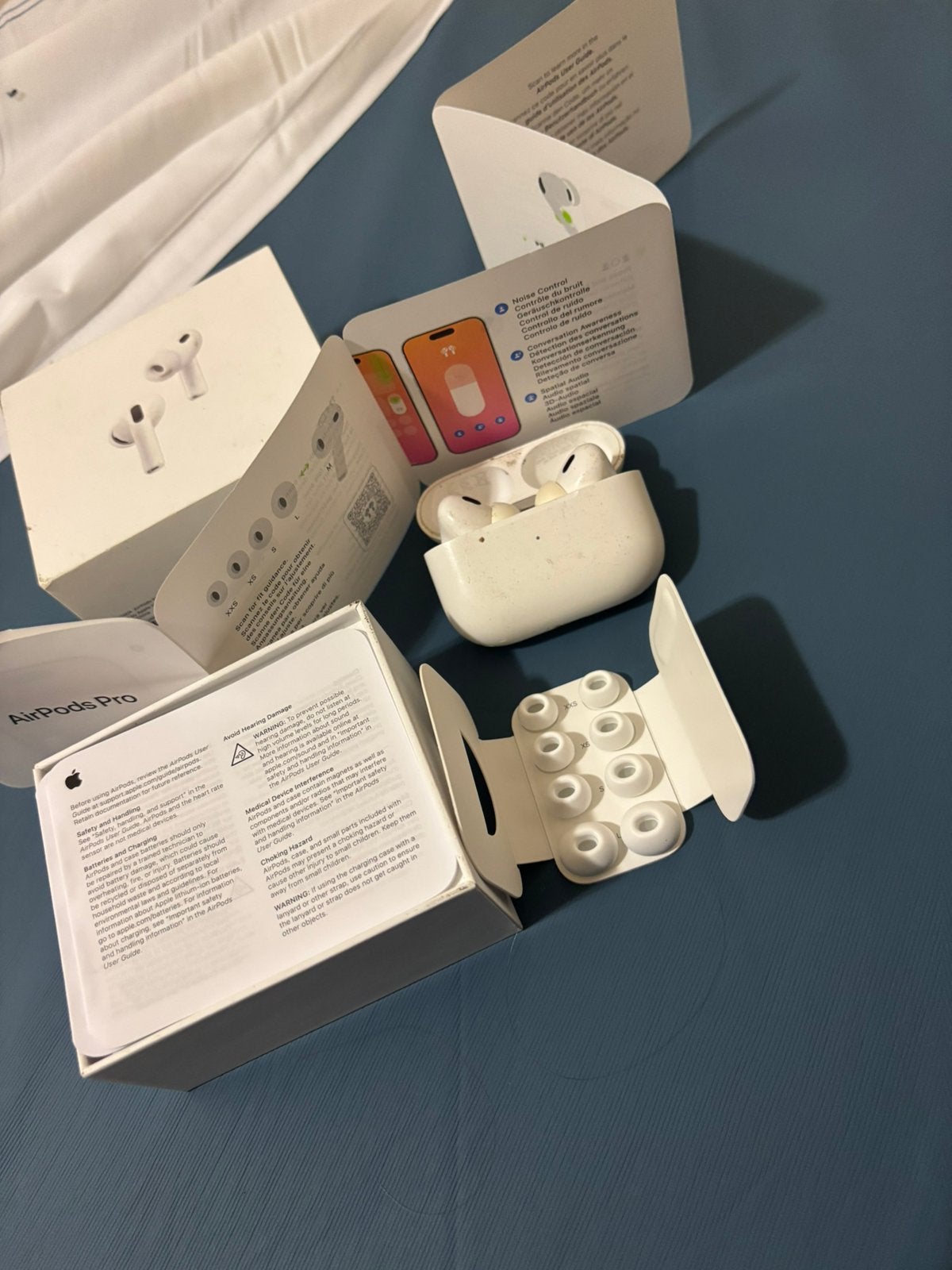 Airpods pro GEN 2 Orgineel, Ophalen of Verzenden, Zo goed als nieuw