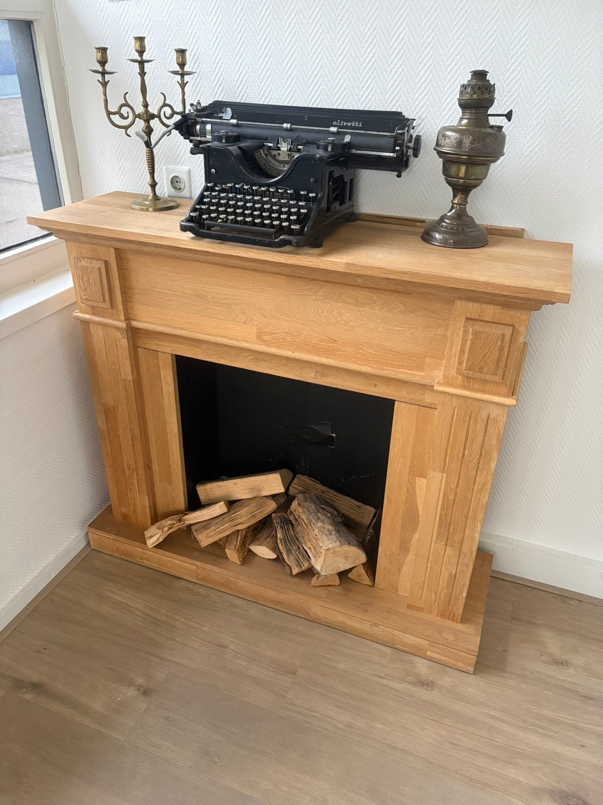 Sfeervolle Eiken Houten Sierschouw/Haardombouw 118x34x101 cm, Ophalen, Zo goed als nieuw, Vrijstaande haard