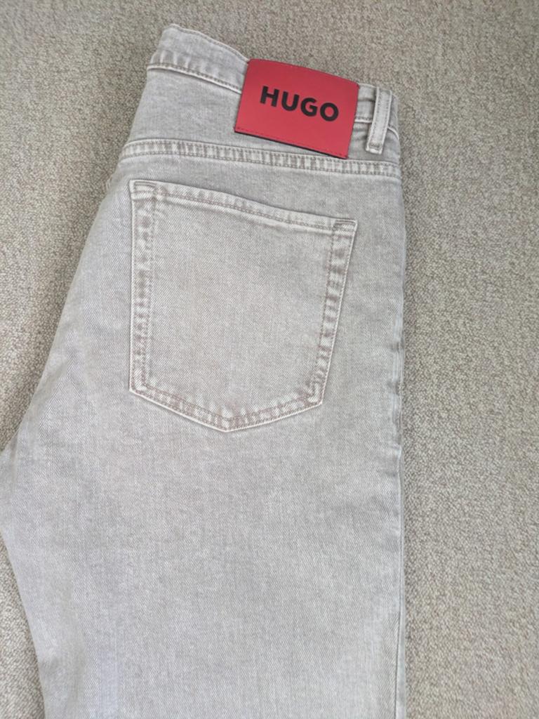 Te koop Hugo boss heren jeans maat 31, Kleding | Heren, Spijkerbroeken en Jeans, W32 (confectie 46) of kleiner, Ophalen of Verzenden