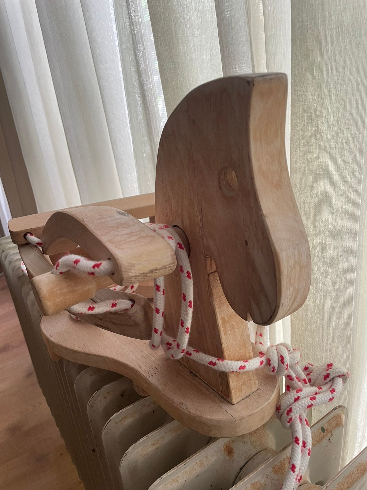 Houten kinderschommel Paard, Kinderen en Baby's, Ophalen, Zo goed als nieuw
