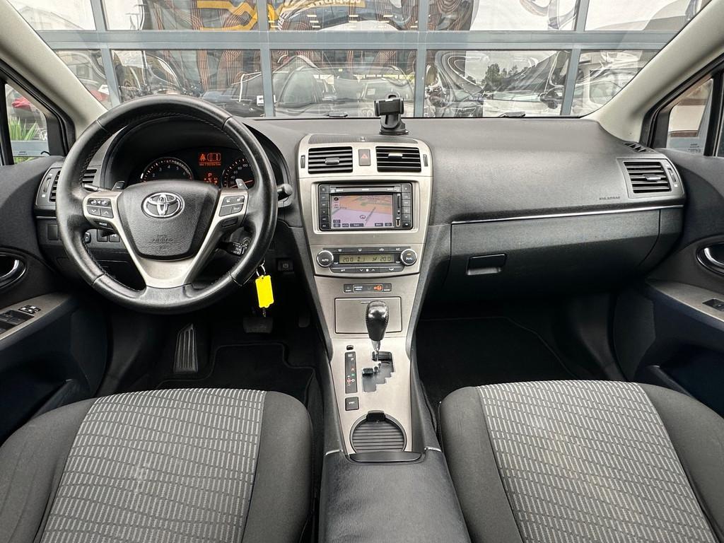 Toyota Avensis Wagon 1.8 VVTi Business Aut/Climate/Camera/Na, Auto's, Euro 5, 4 cilinders, Zwart, 1600 kg