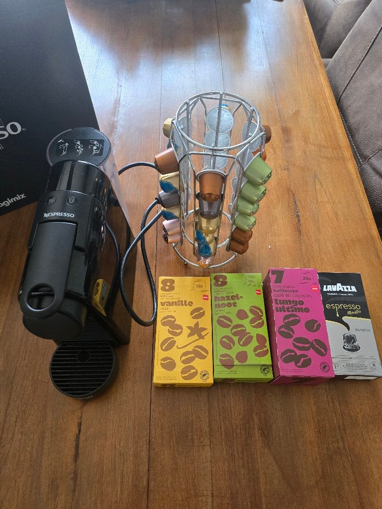 Magimix Nespresso Essensa Mini, Witgoed en Apparatuur, Ophalen, Espresso apparaat, Zo goed als nieuw, 2 tot 4 kopjes