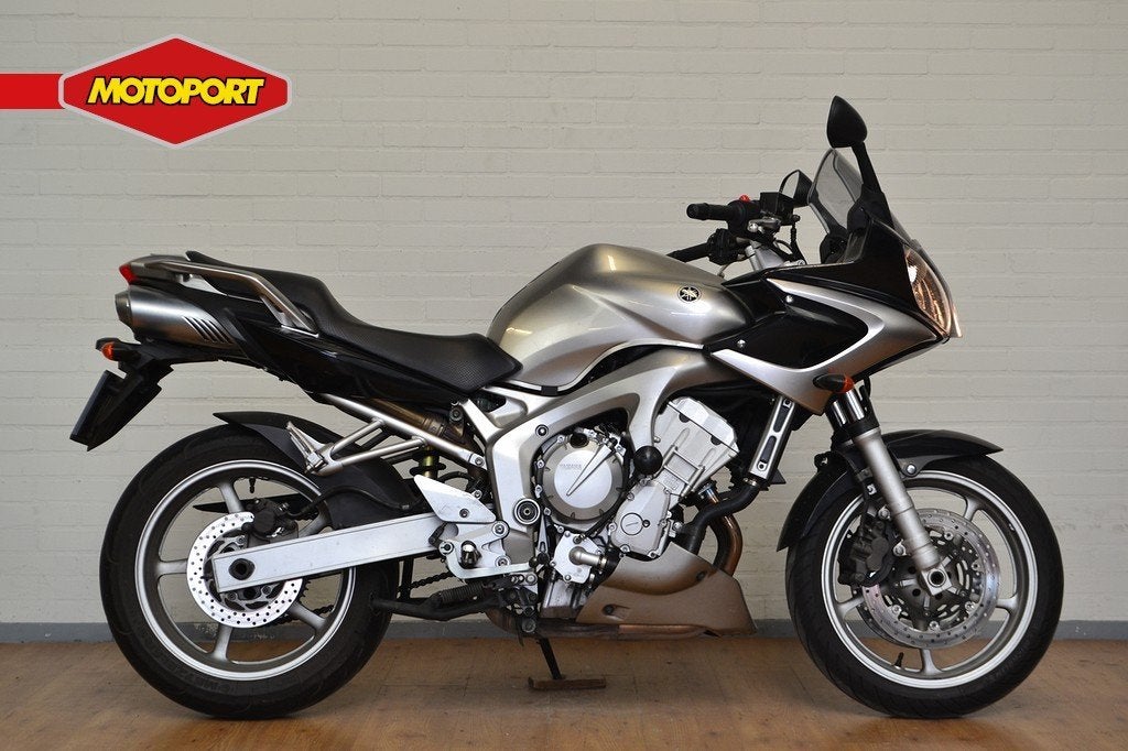 Yamaha FZ 6 S Fazer (bj 2004), Motoren, Klantenservice@yamaha-motor.nl, Sport, Meer dan 35 kW, Koolhovenlaan 101
1119 NC  Schiphol-Rijk, NL