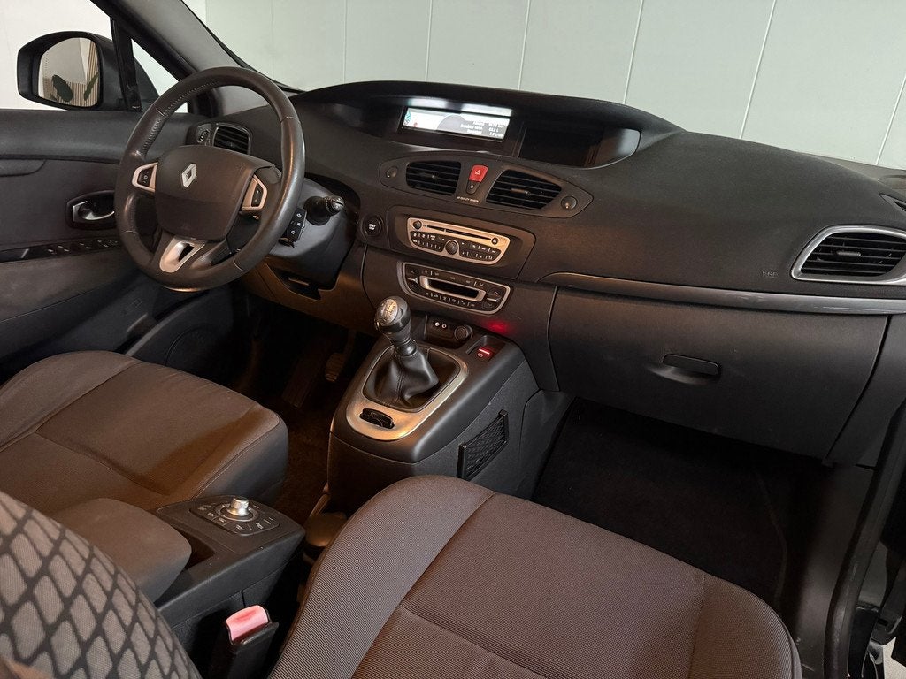 Renault Grand Scénic 1.4 TCe Parisienne Airco, Navigatie, L, Auto's, Renault, Voorwielaandrijving, Gebruikt, 4 cilinders, Zwart