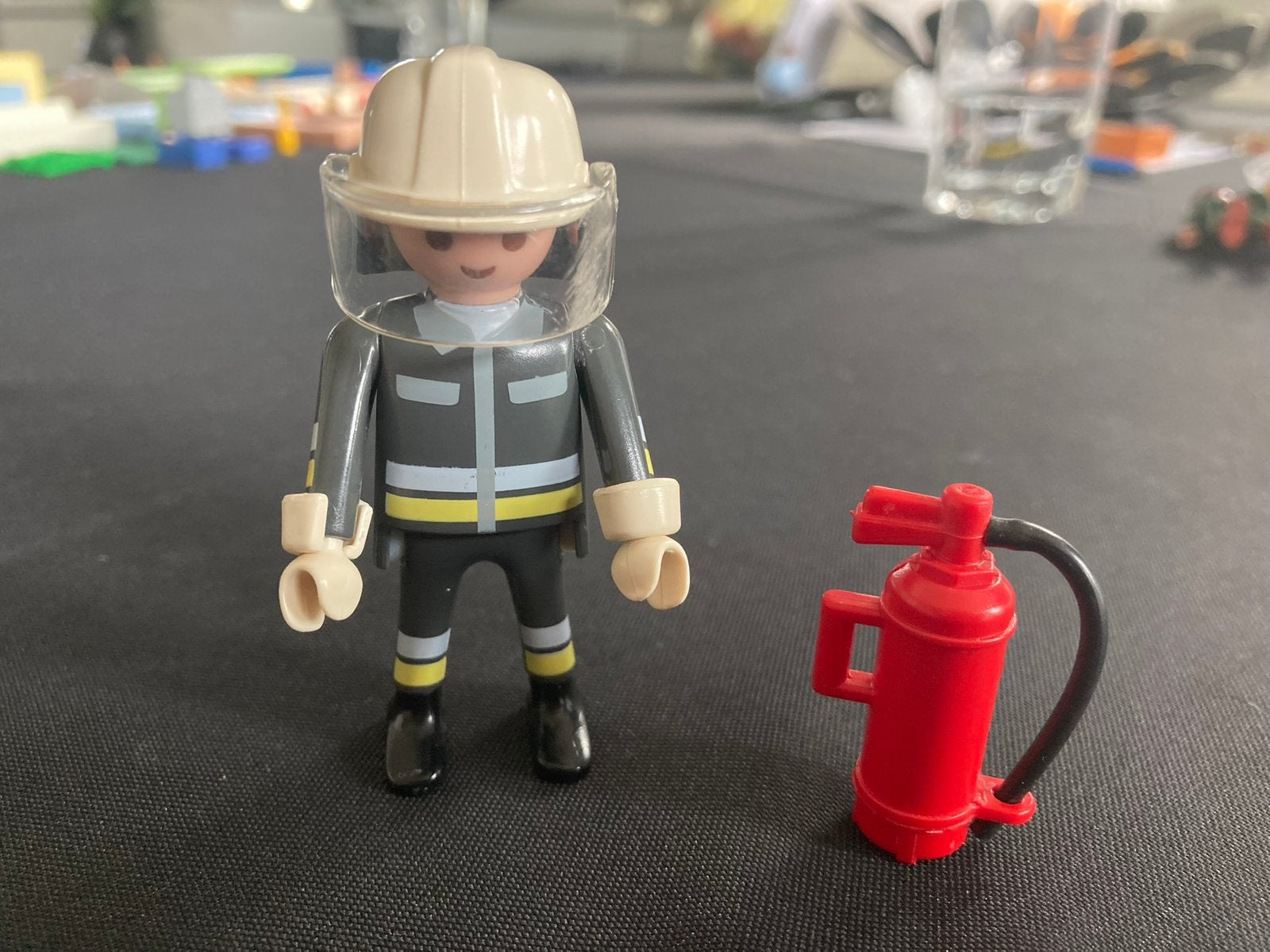 Playmobil brandweerman met blusser., Kinderen en Baby's, Speelgoed | Playmobil, Ophalen of Verzenden, Zo goed als nieuw