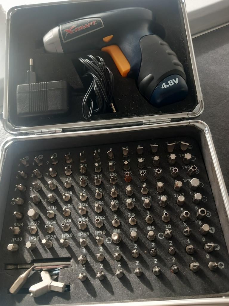 X-kraft 4,8V accuboormachine met bitset, Doe-het-zelf en Verbouw, Gereedschap | Boormachines, Ophalen of Verzenden, Nieuw, Overige typen
