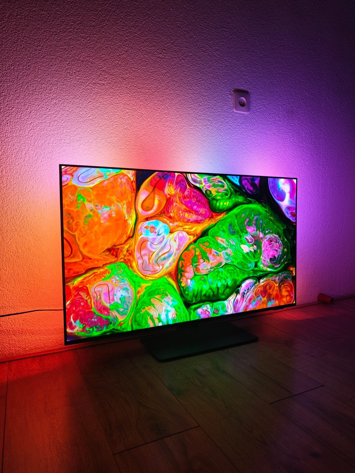 Foto 10 van Philips 42OLED808/12 4K OLED Ambilight – 120Hz/4K - 2024