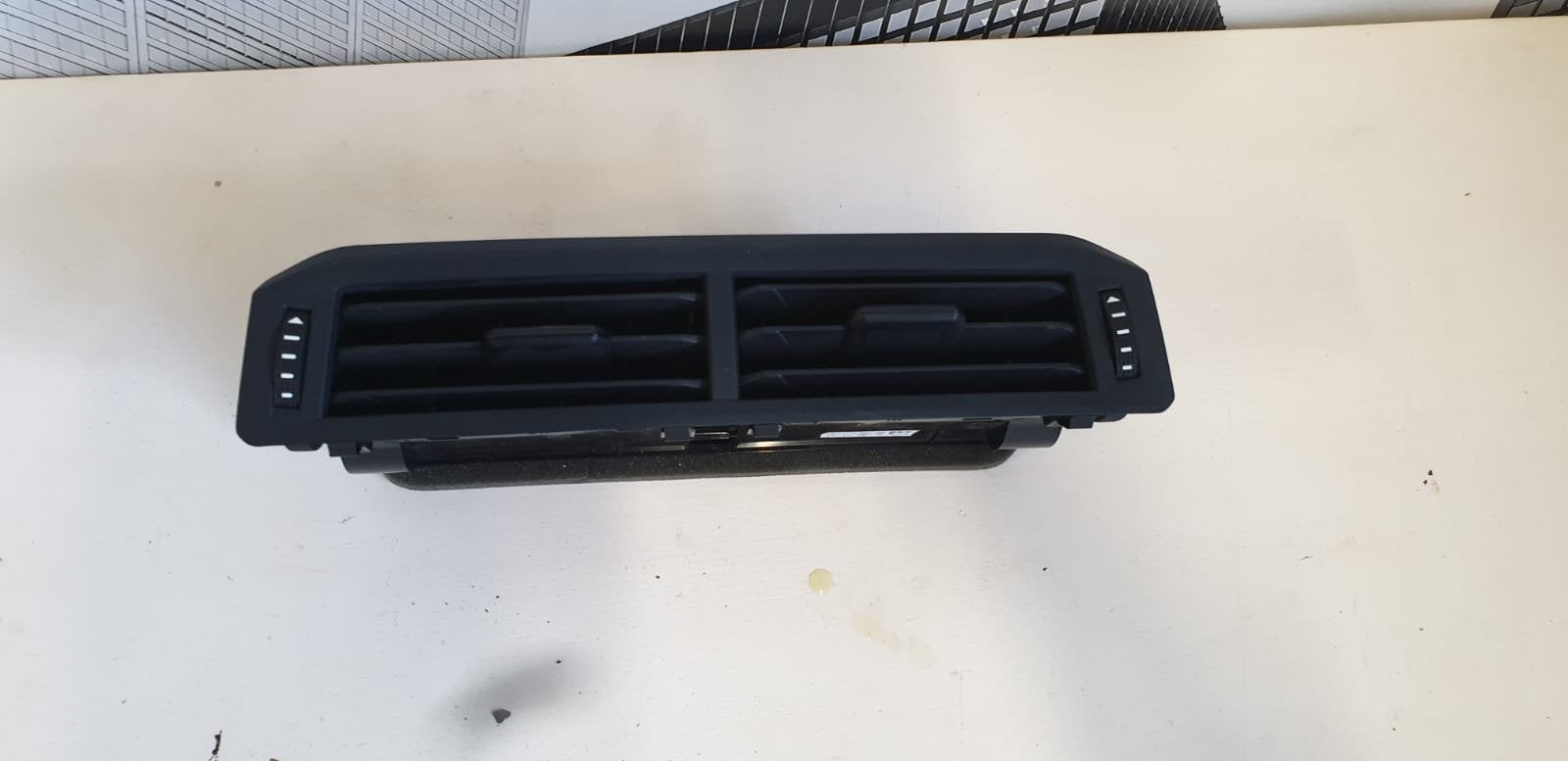 VW Polo 2G Luchtrooster Midden 2G0819728, Ophalen of Verzenden, Gebruikt, Volkswagen
