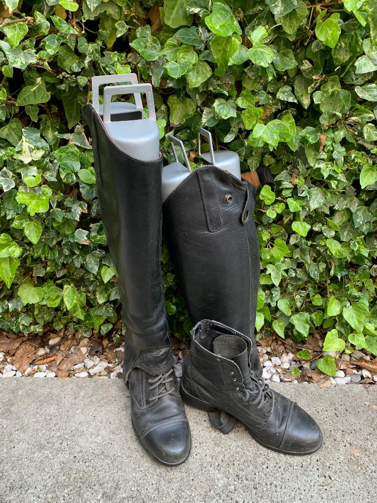 Ariat rijchaps en schoenen, Ophalen, Gebruikt, Kinderen, Springen