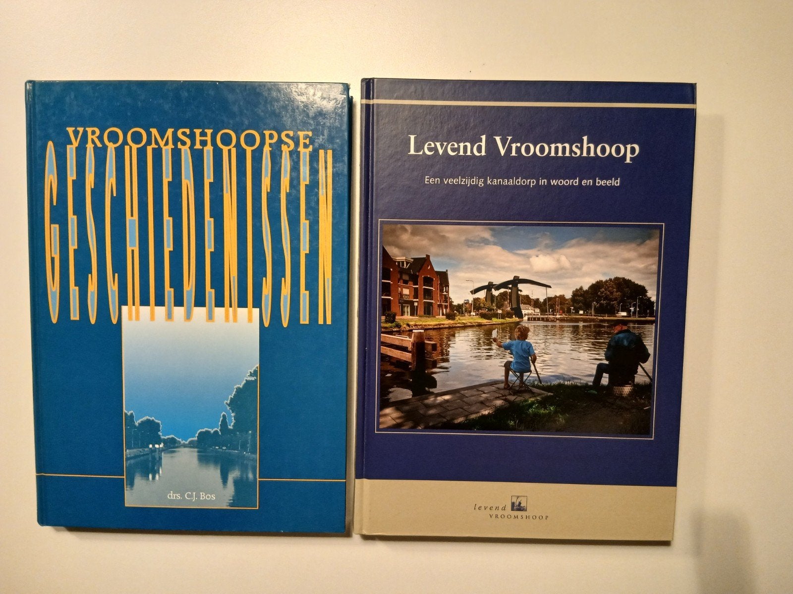 Vroomshoopse geschiedenissen & Levend Vroomshoop, Ophalen of Verzenden, 19e eeuw, Zo goed als nieuw, C.J. Bos en Levend Vroomshoop