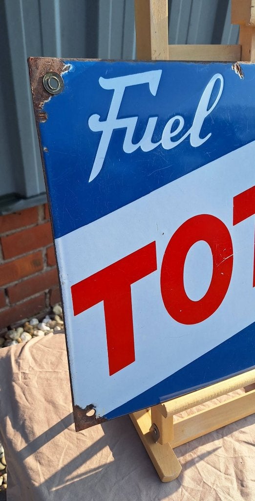 Origineel vintage emaille reclamebord van Total Fuel️️⛽️, Verzamelen, Merken en Reclamevoorwerpen, Reclamebord, Gebruikt, ., Ophalen of Verzenden