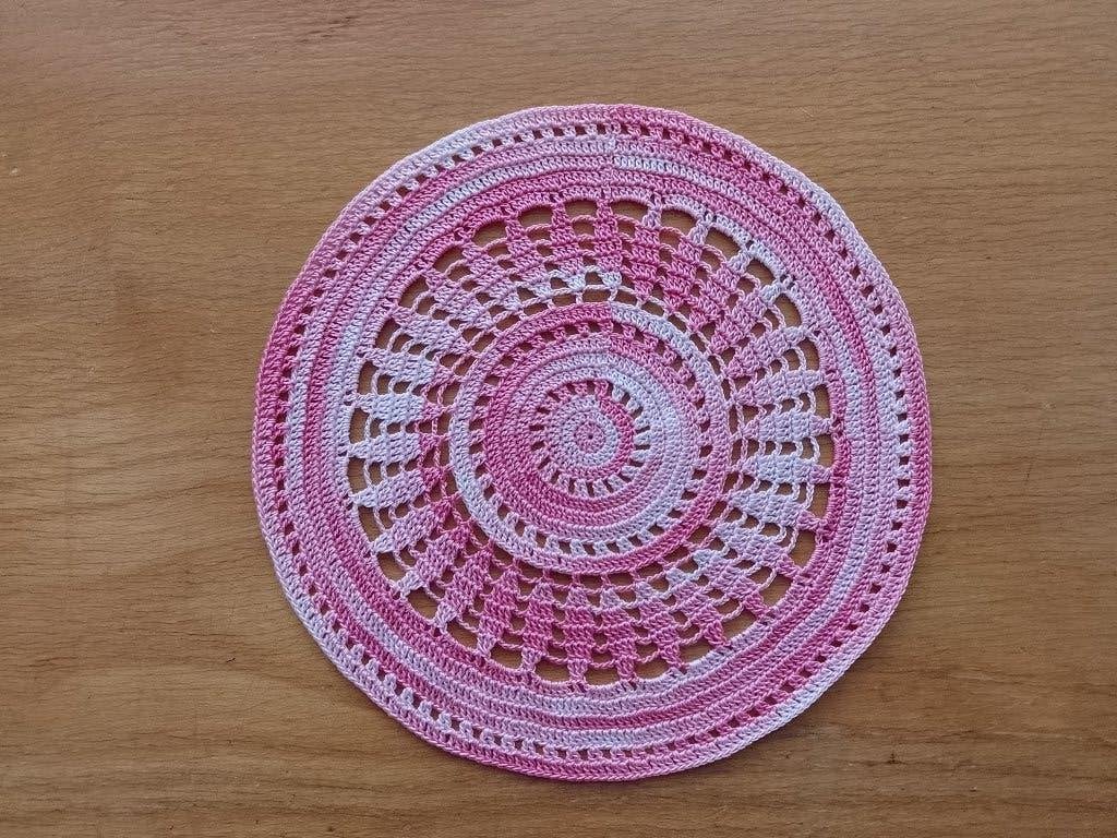 1:12 miniatuur rond vloerkleed poppenhuis roze patroon, Ophalen of Verzenden, Nieuw, Textiel