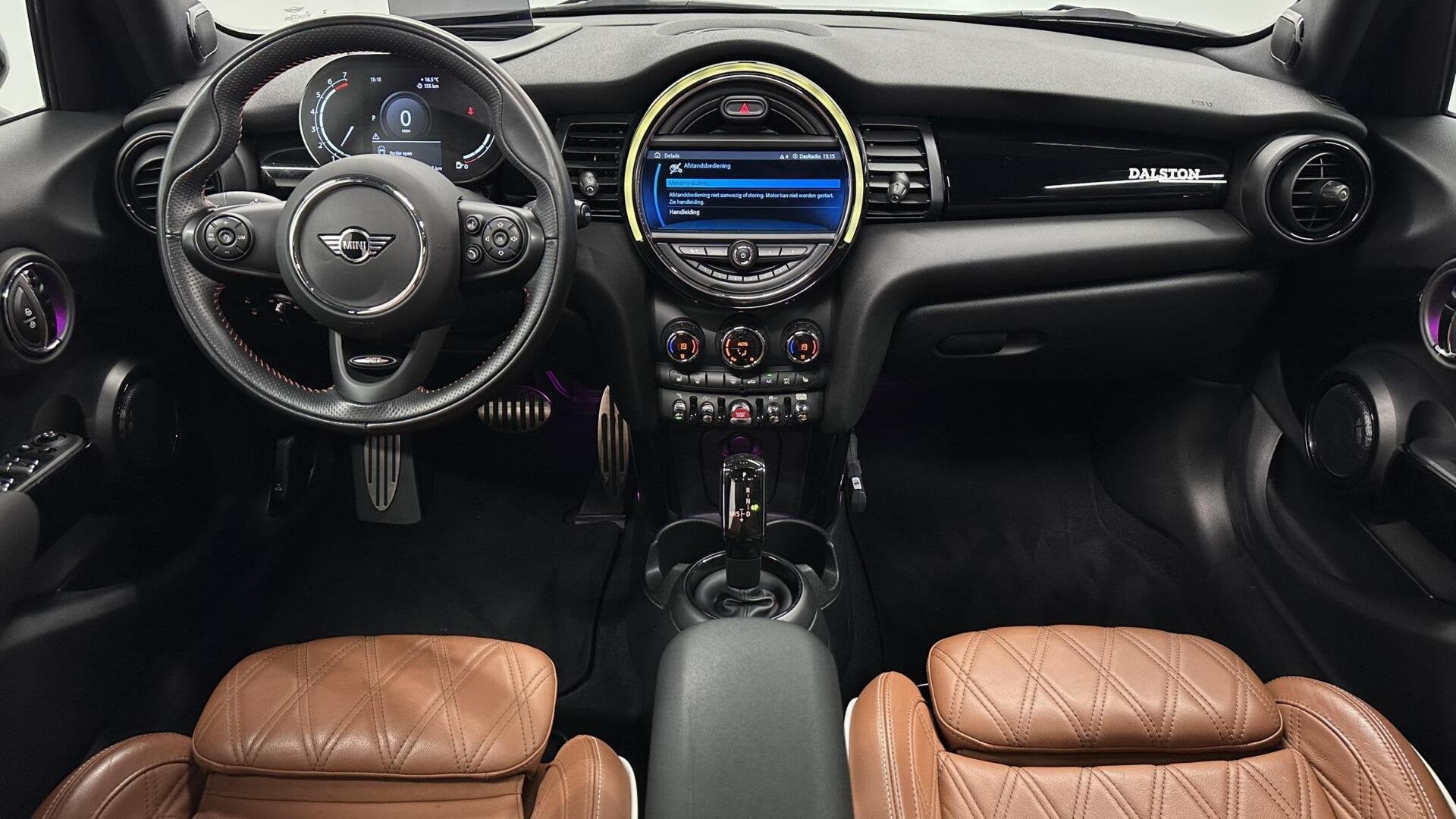 Mini Mini 1.5 Cooper Dalston Edition JCW H&K PANO LEER CAMER, Auto's, Mini, Gebruikt, Euro 6, Met garantie (alle), Automatische klimaatregeling