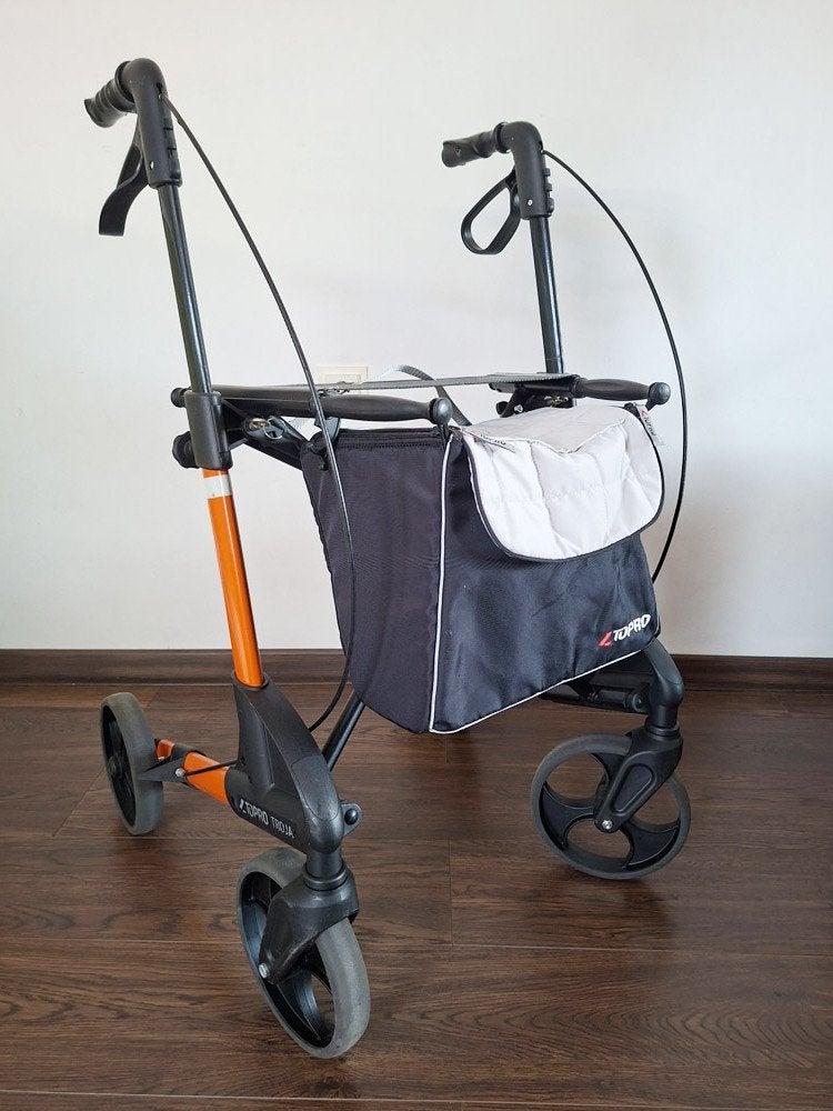 Degelijke Topro Troja Rollator in nette staat, Oranje/Zwart, Ophalen, Opvouwbaar, Gebruikt