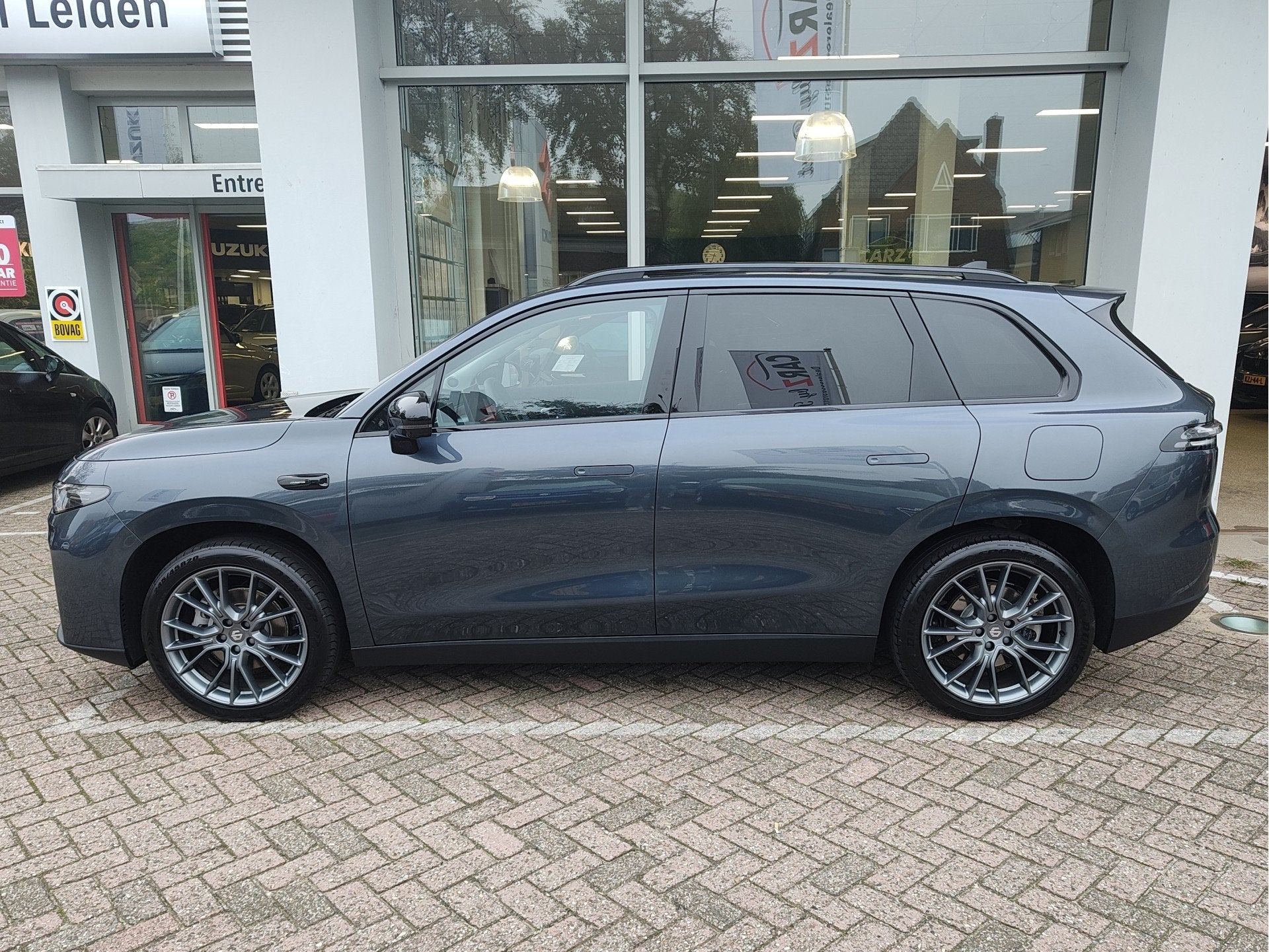 Leapmotor C10 DESIGN REEV 28.4 KWH Trekhaak | Pano | Stoelve, Auto's, Automaat, Achterwielaandrijving, Gebruikt, 4 cilinders