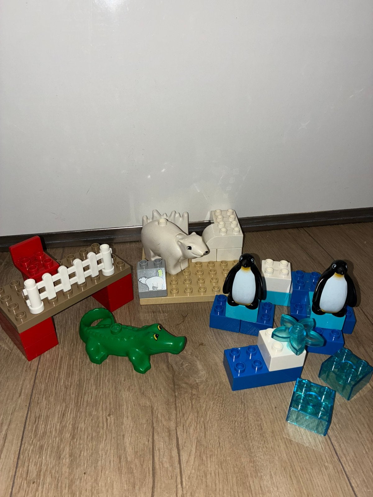 Duplo ijsbeer pinguïn krokodil, Ophalen of Verzenden, Zo goed als nieuw, Duplo