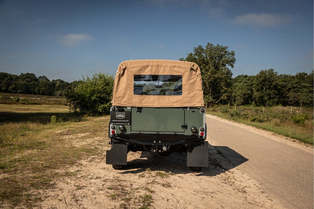Land Rover Defender 90 benzine 2.5 gerestaureerd Wegenbelast, foto 5