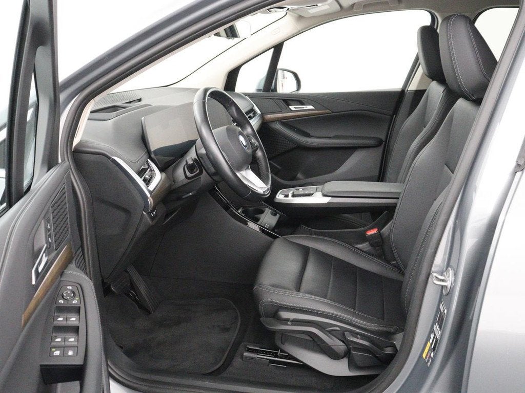 BMW 2-serie Active Tourer 225e xDrive Luxury Line | SOH 95,1, Auto's, BMW, Automaat, 1800 kg, Gebruikt, 16 kWh