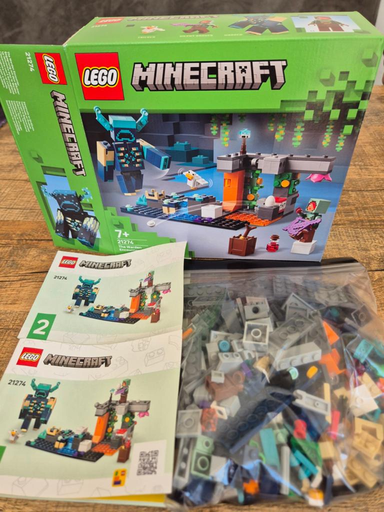 LEGO Minecraft 21274 De Bewaker Confrontatie, Compleet, Minecraft, Lego, Ophalen of Verzenden