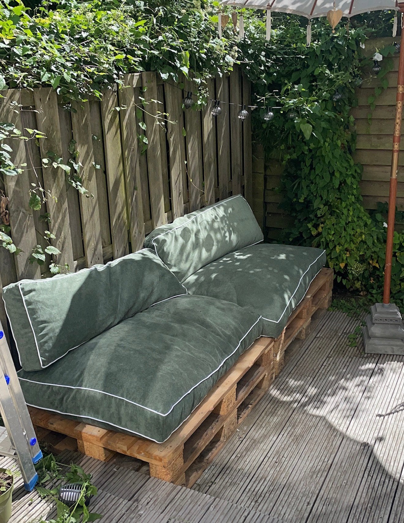 Pallet kussens, Ophalen, 3 zitplaatsen, Zo goed als nieuw, Loungeset