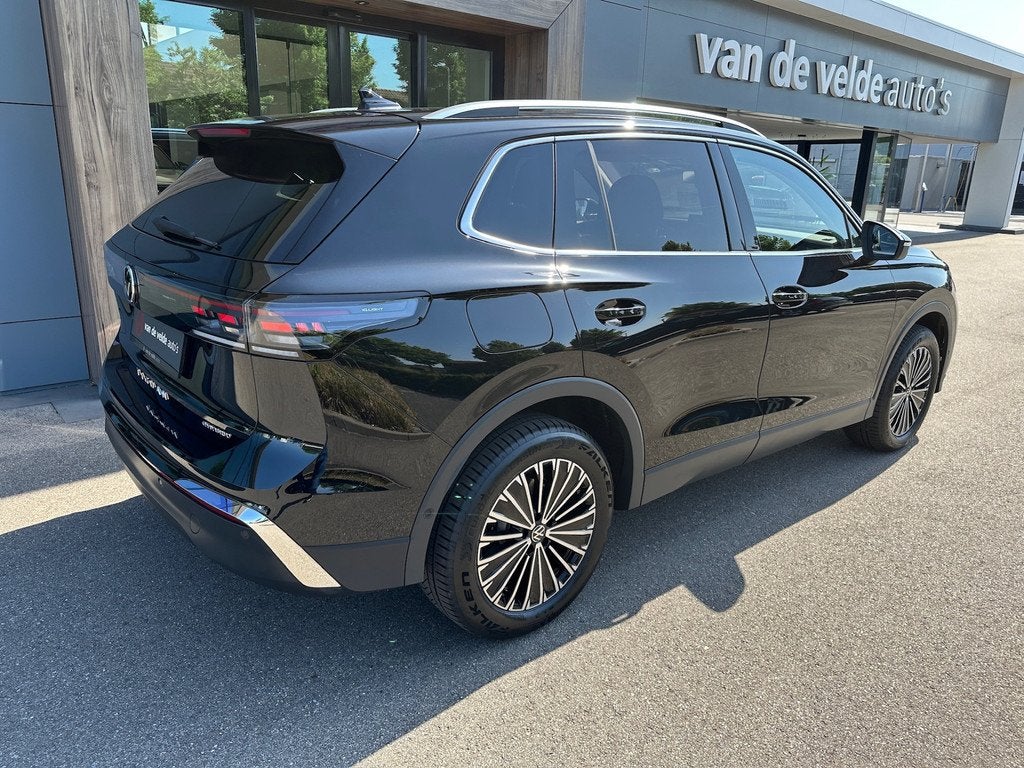 Volkswagen Tiguan 1.5 eHybrid Elegance 204pk | Trekhaak | Ca, Auto's, Volkswagen, 12 maanden, Zwart, Zwart, SUV of Terreinwagen