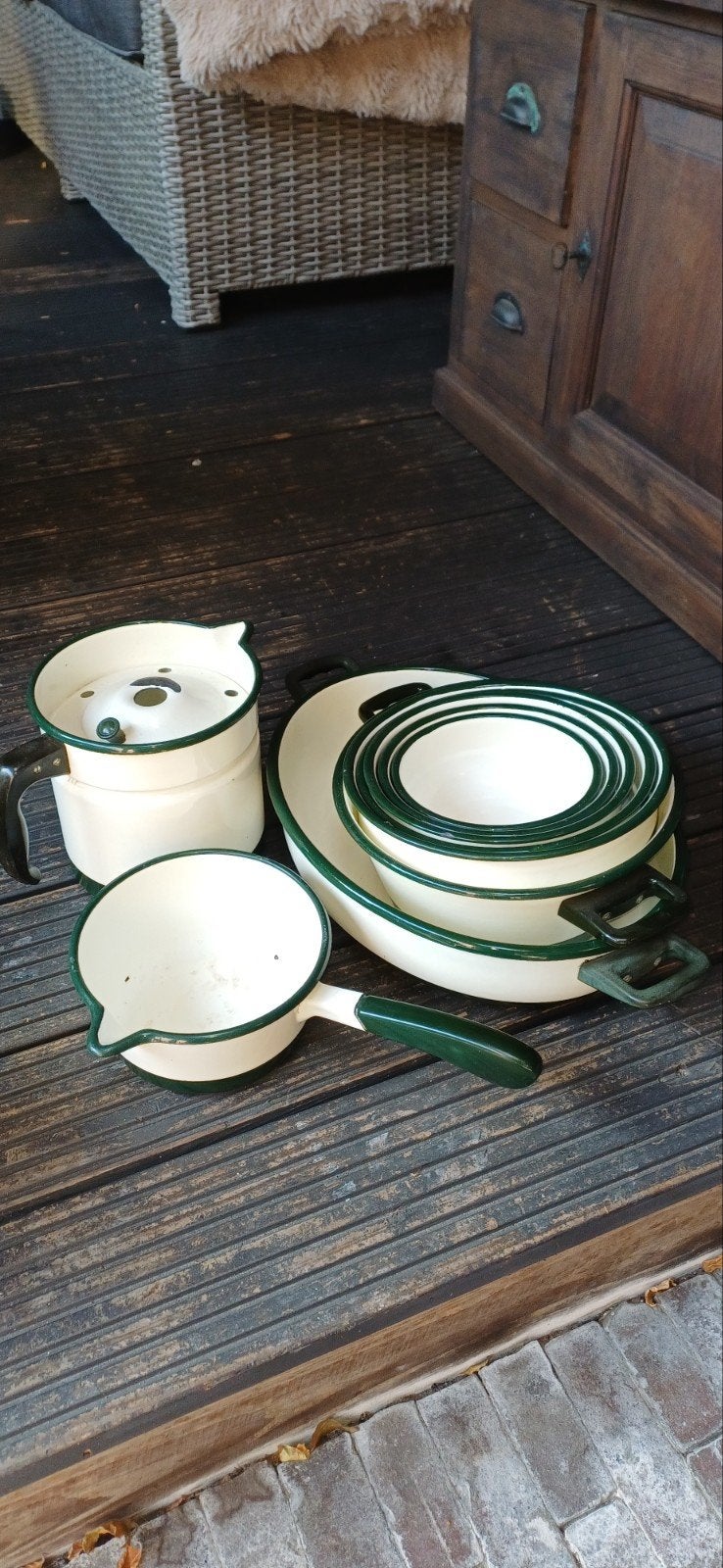Set emaille schalen etc..., Ophalen