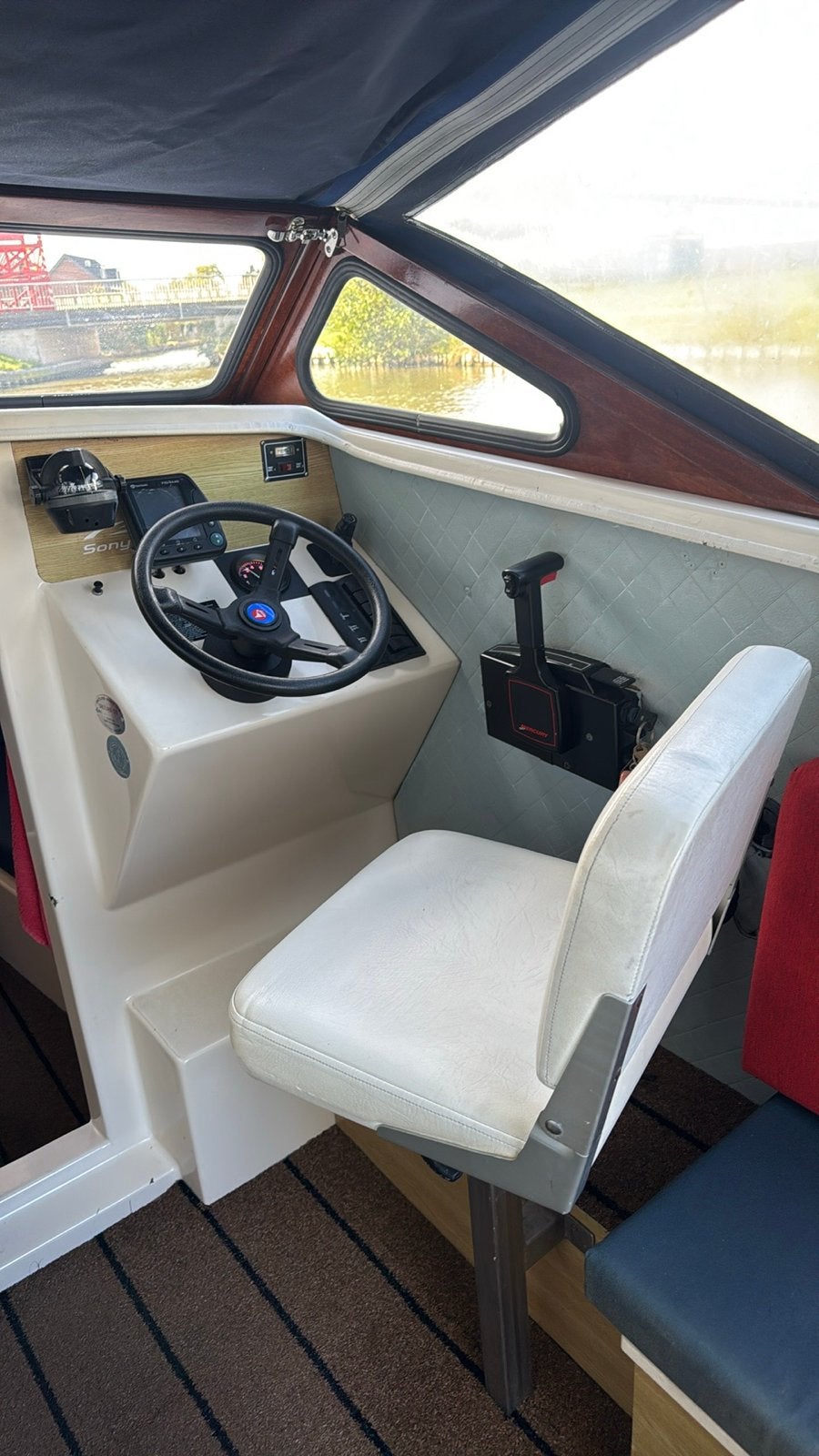 Shetland 570 met 60pk Mercury BB motor, Gebruikt, Afdekzeil, Kajuitboot, Buitenboordmotor