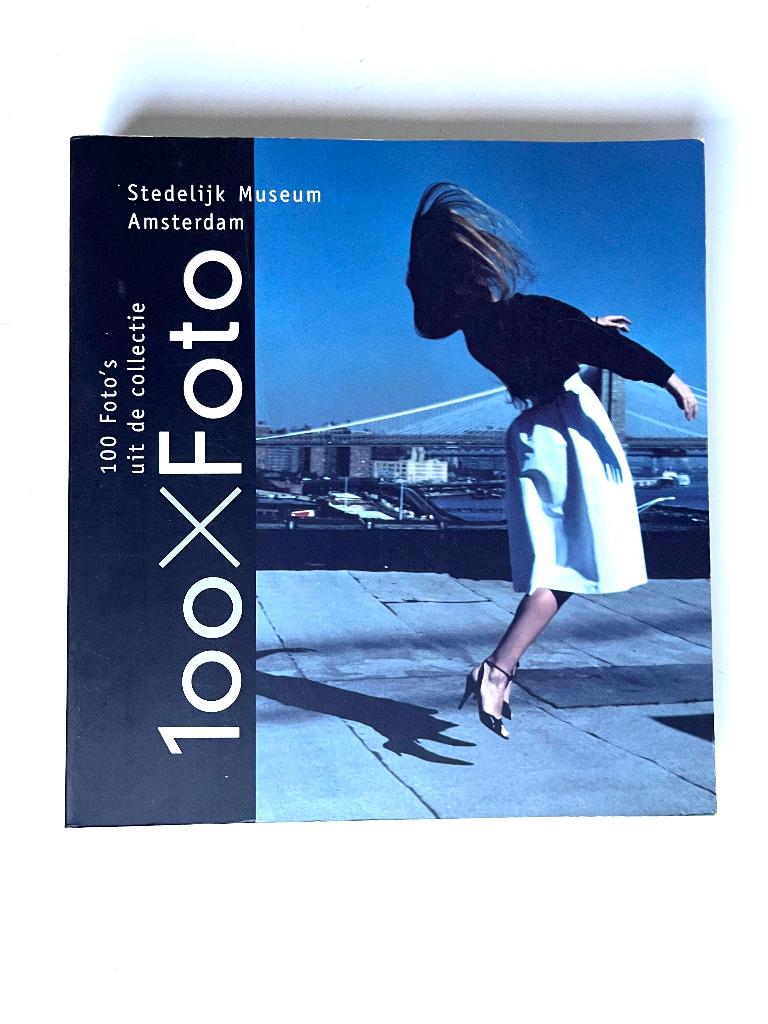 Drie boeken Stedelijk Museum Amsterdam, Ophalen of Verzenden, Zo goed als nieuw, Overige onderwerpen, Diverse auteurs