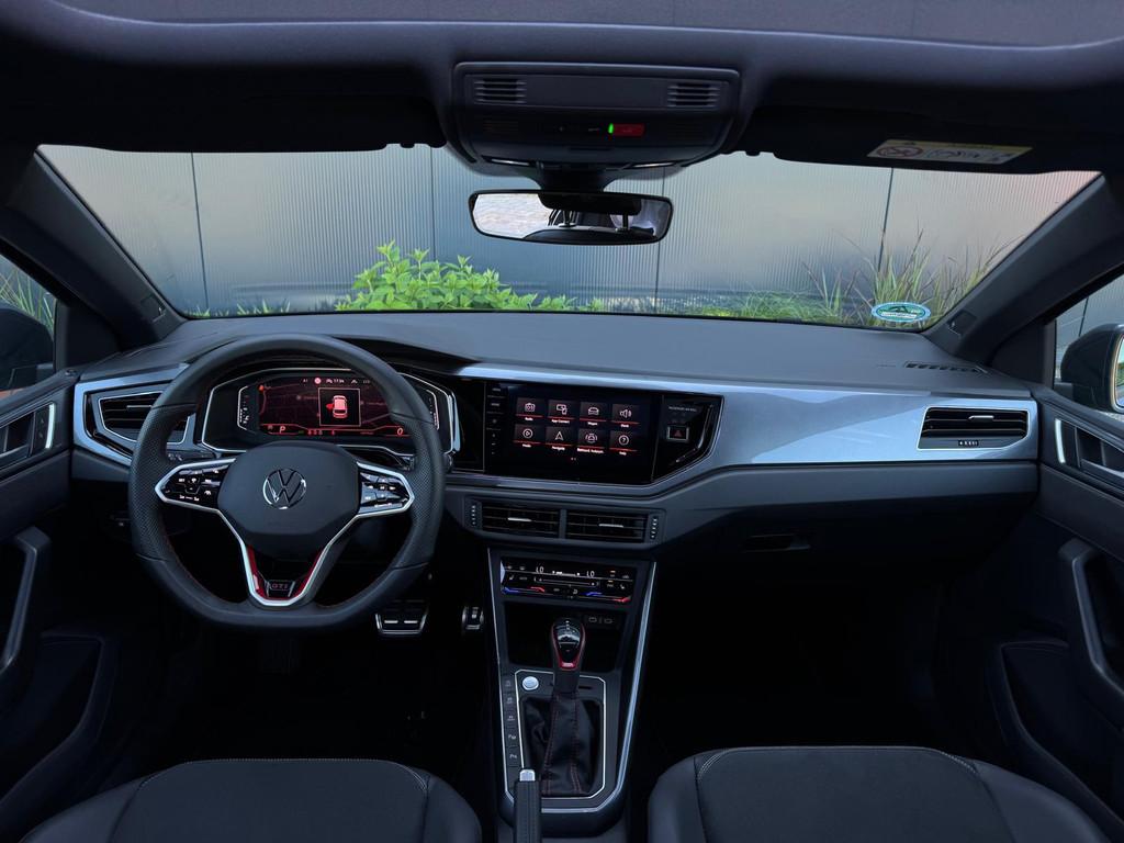 Volkswagen Polo 2.0 TSI GTI M2025 FULL PANO NAVI CAMERA LEDE, Auto's, 15 km/l, Gebruikt, Zwart, 4 cilinders