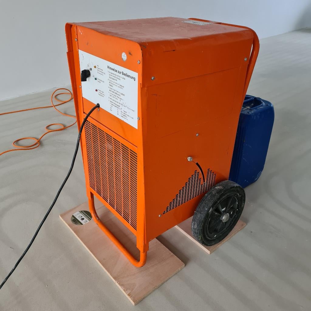Te huur/huren/verhuur: Bouwdrogers/heaters/ventilatoren, Ophalen, Zo goed als nieuw
